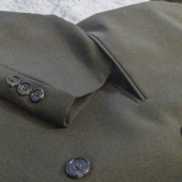 JB Trinity Green 3-Button Double-Breasted Sportcoat, size in description - Picture 12 of 12